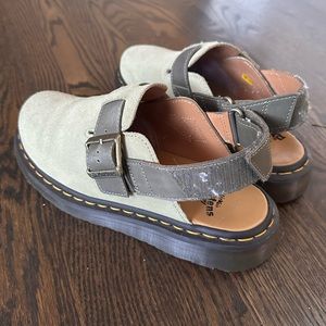 Dr. Martens Jorge II mules